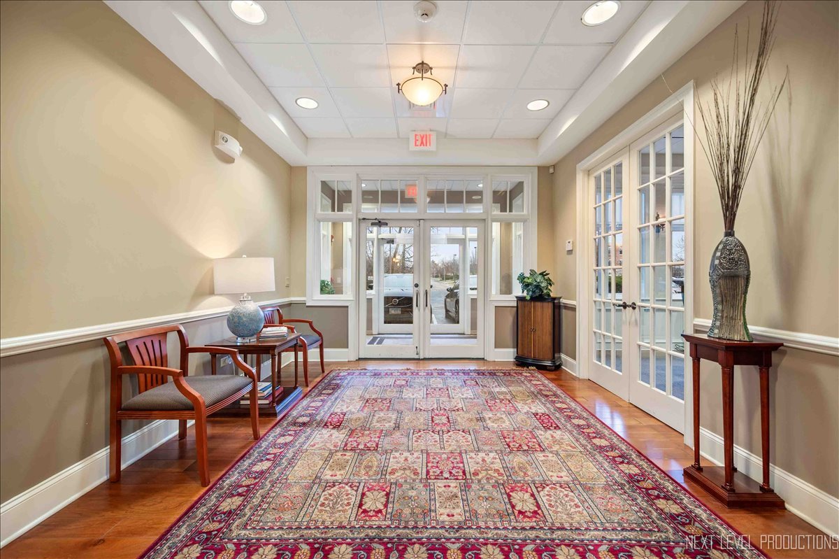 400 Knoll Street Unit: C