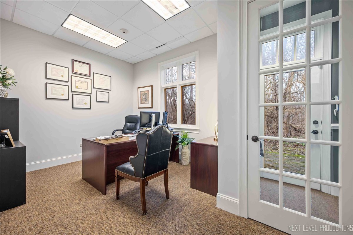 400 Knoll Street Unit: C