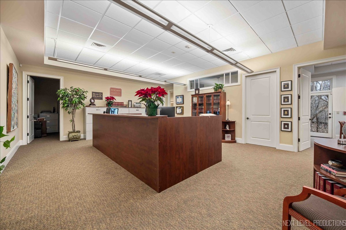 400 Knoll Street Unit: C