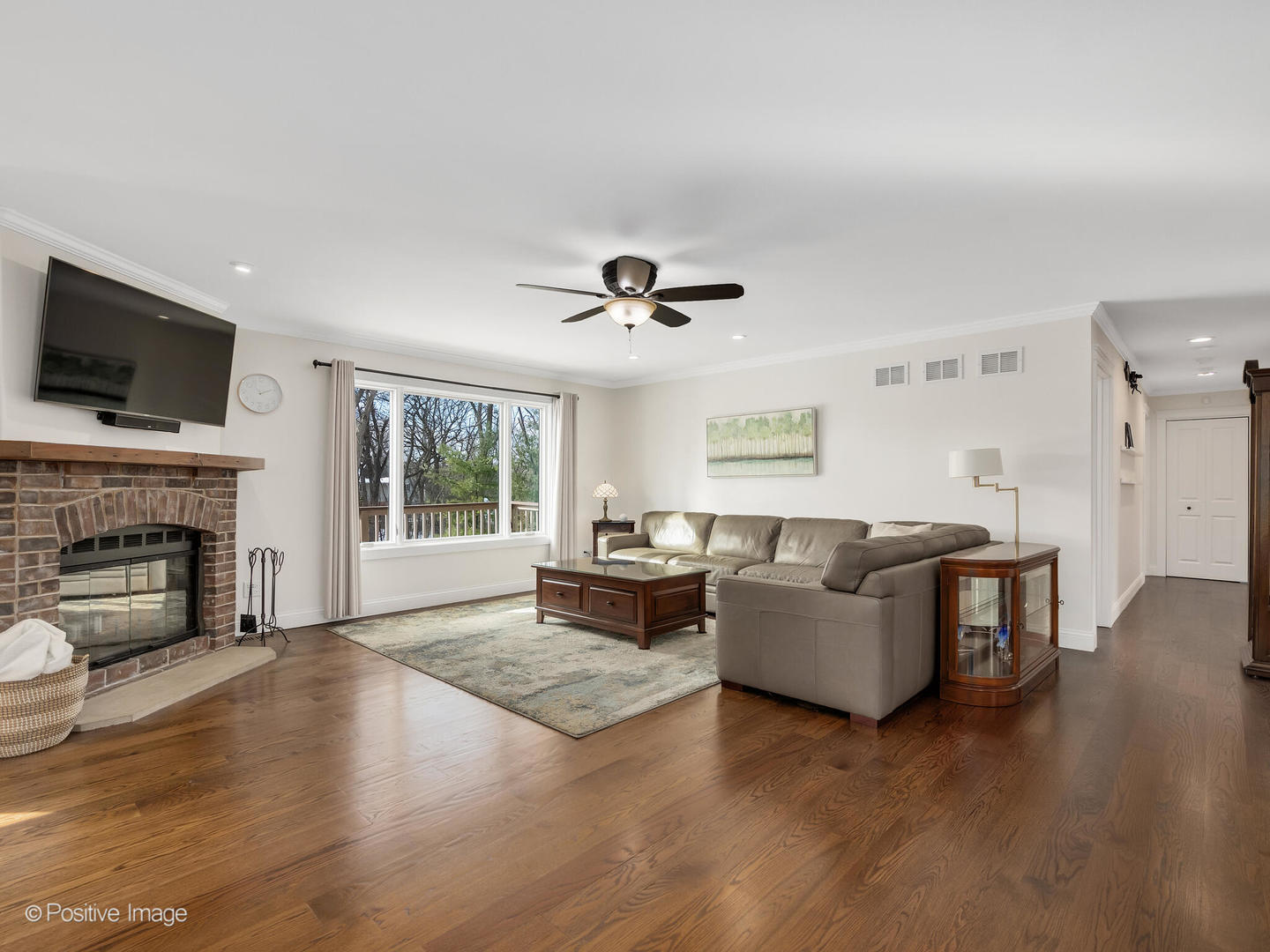 3N010 Woodview Drive