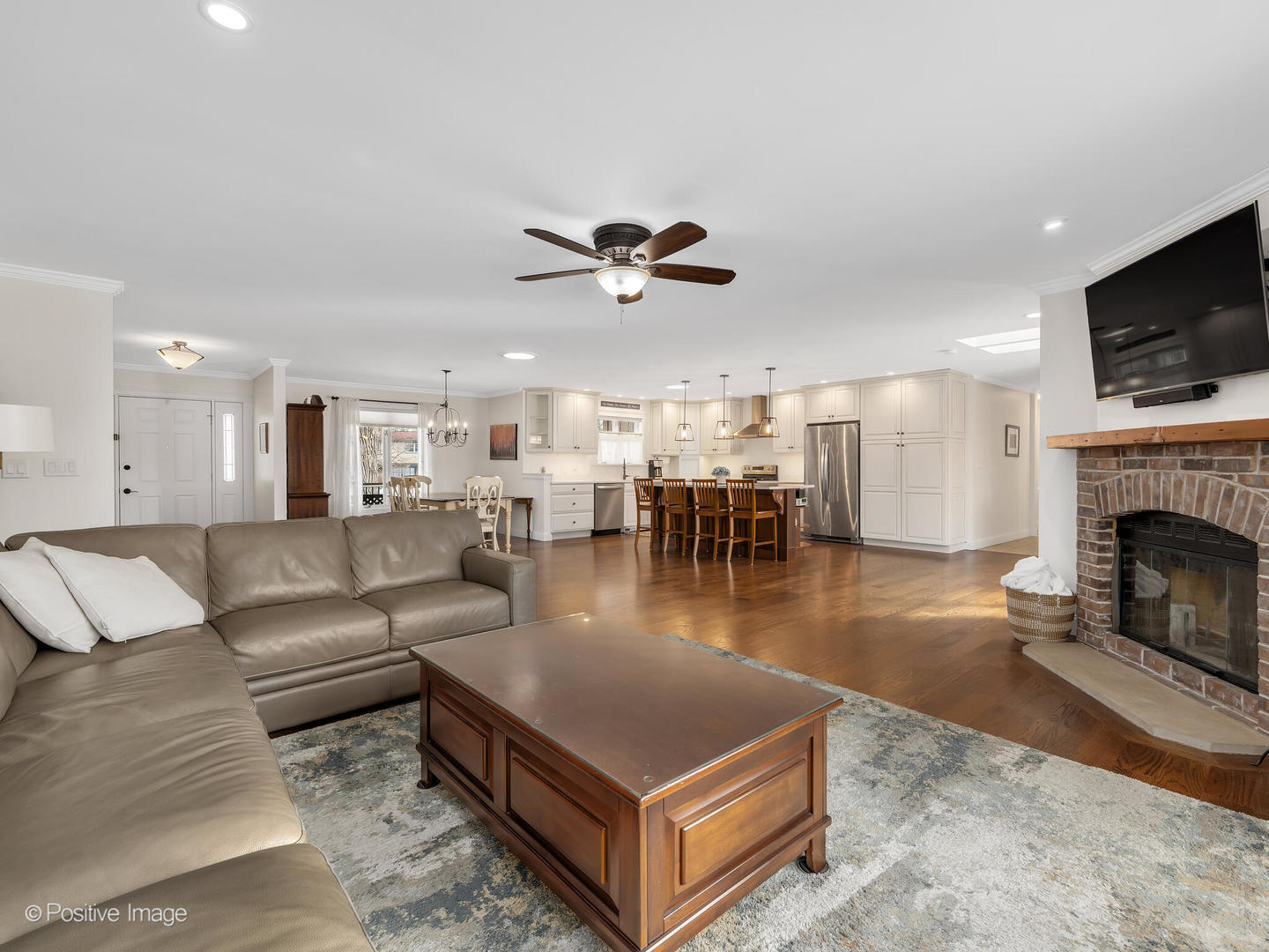 3N010 Woodview Drive