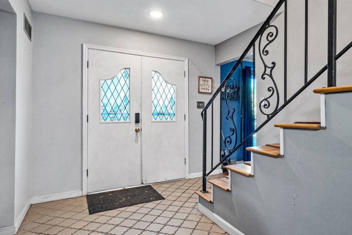 13 Briarcliffe Drive