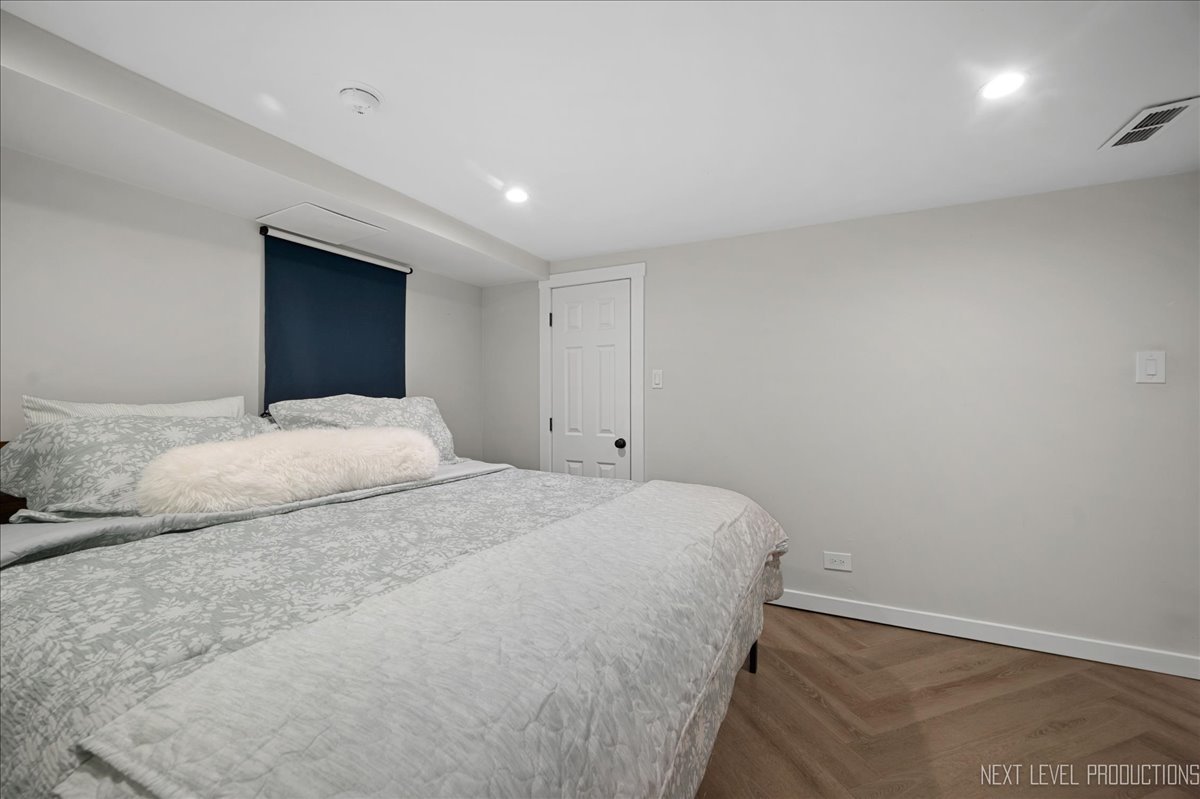 517 S Ardmore Avenue