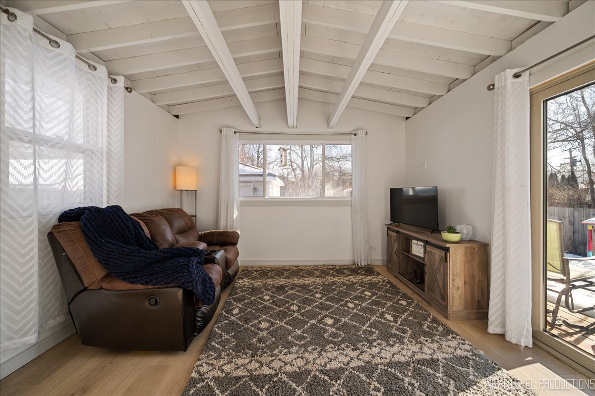 517 S Ardmore Avenue