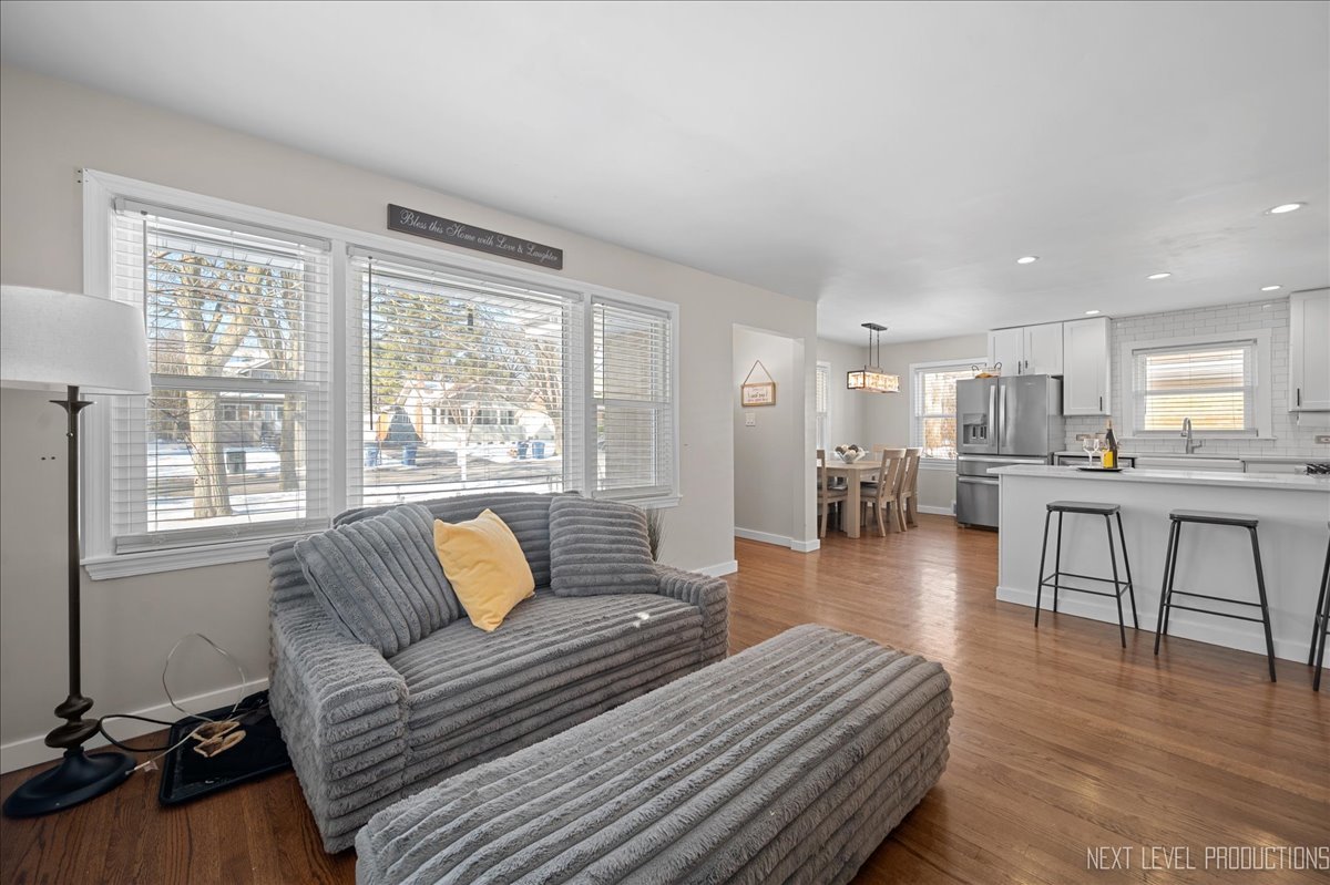 517 S Ardmore Avenue