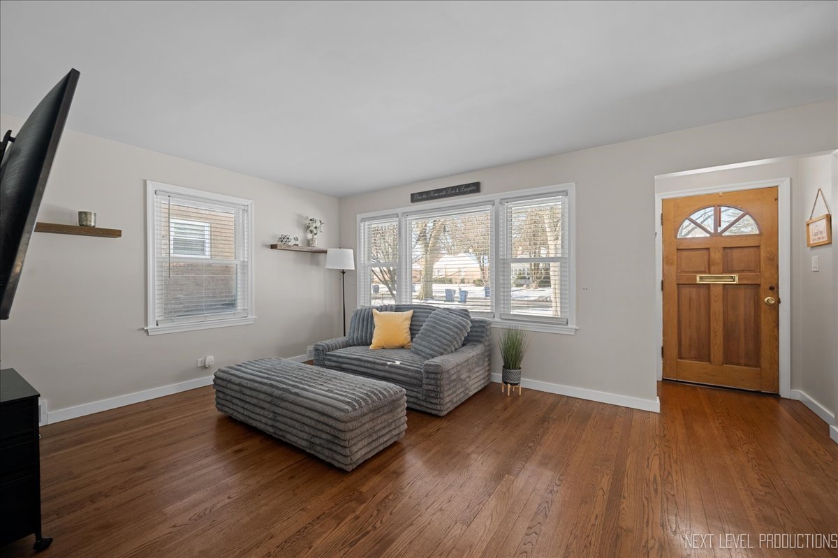 517 S Ardmore Avenue