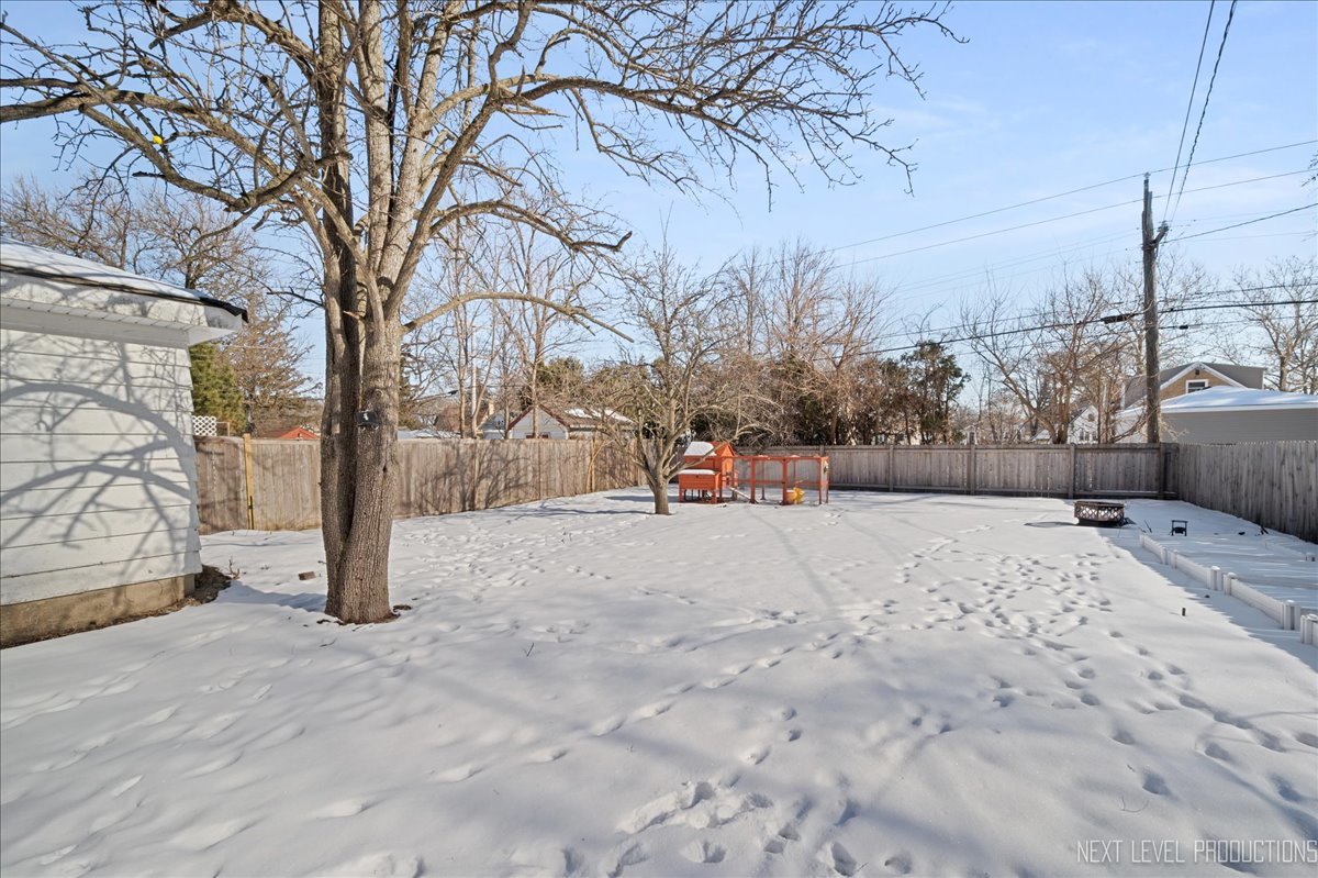 517 S Ardmore Avenue