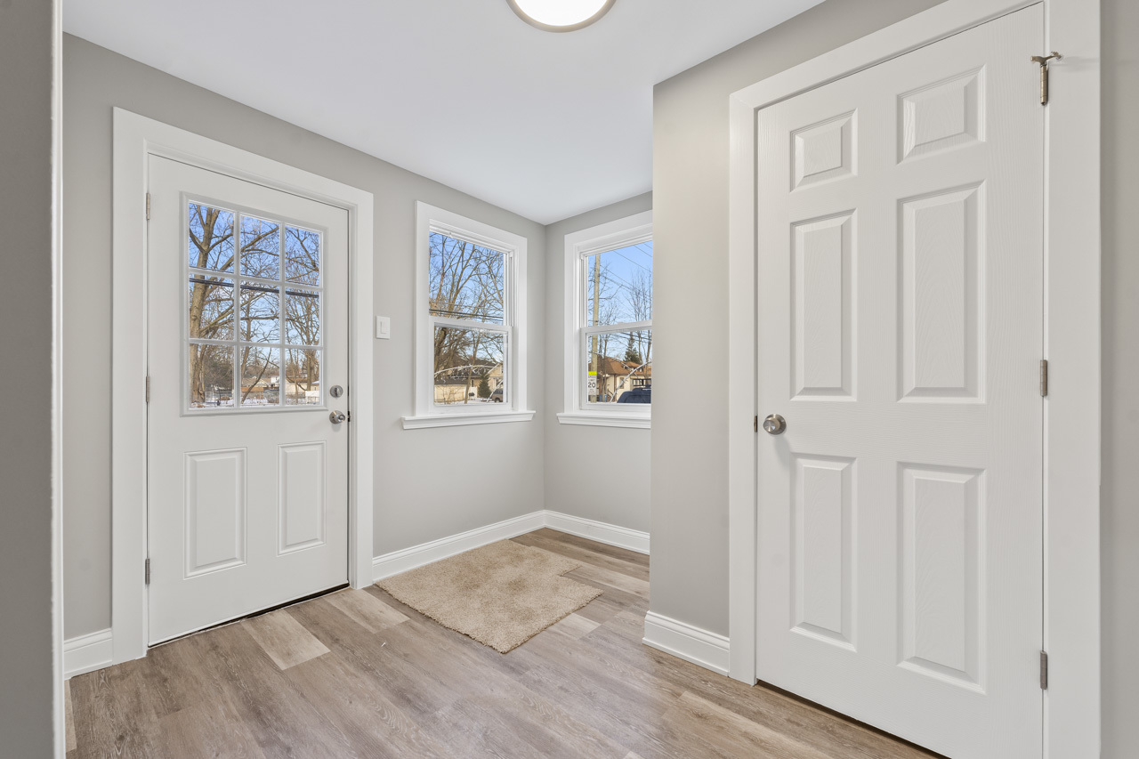 418 W Illinois Avenue