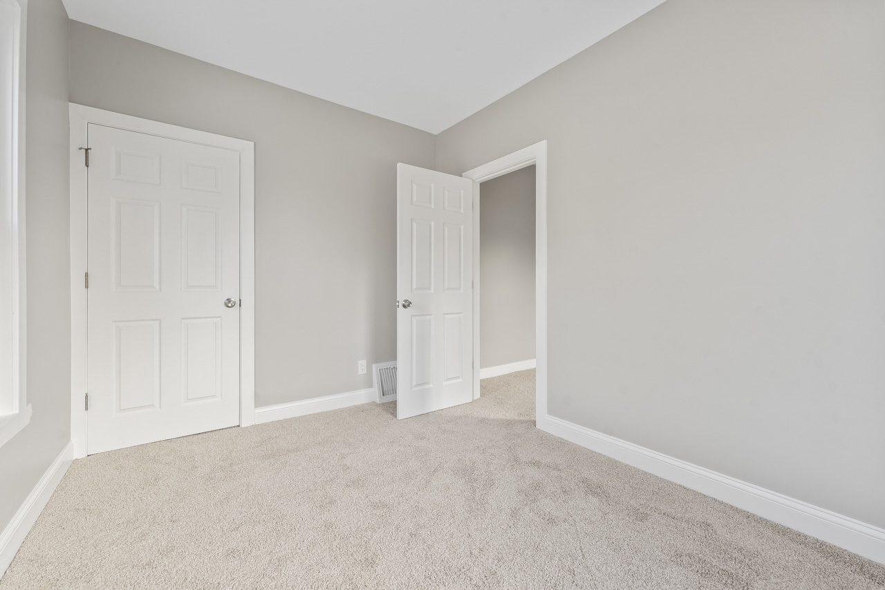 418 W Illinois Avenue