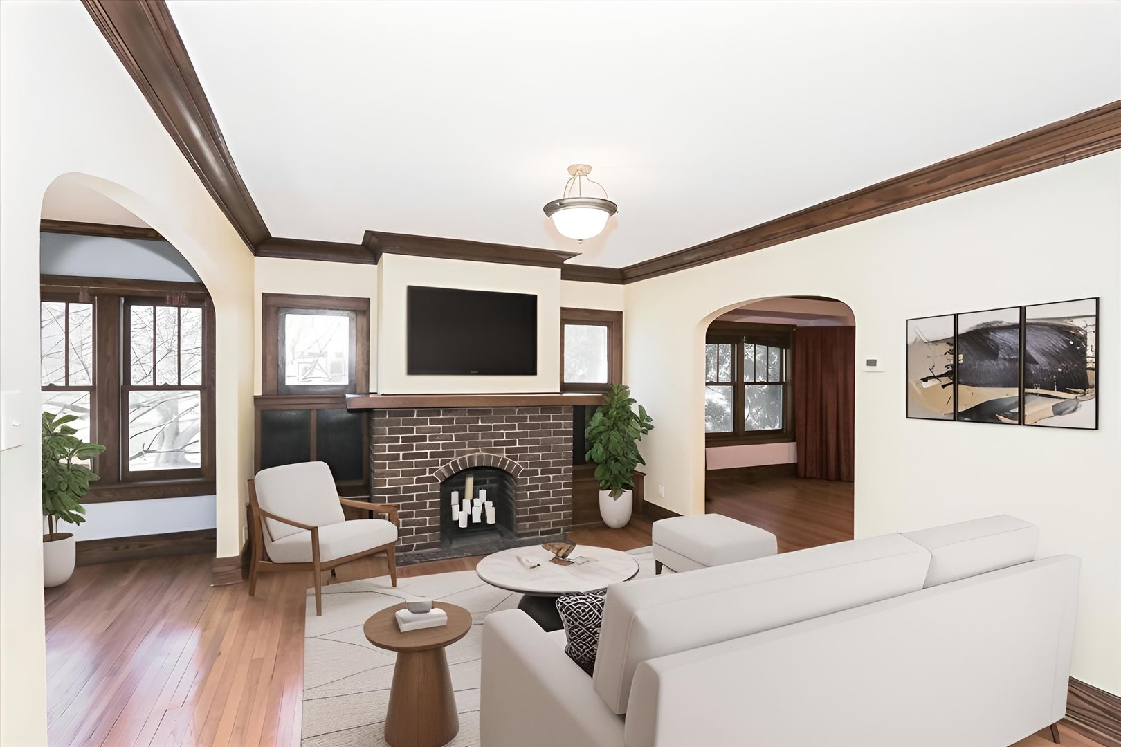 354 Hawthorne Boulevard