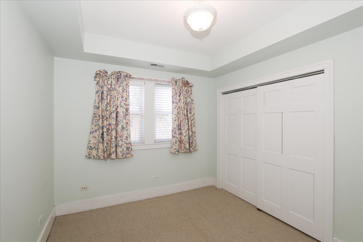 354 Hawthorne Boulevard