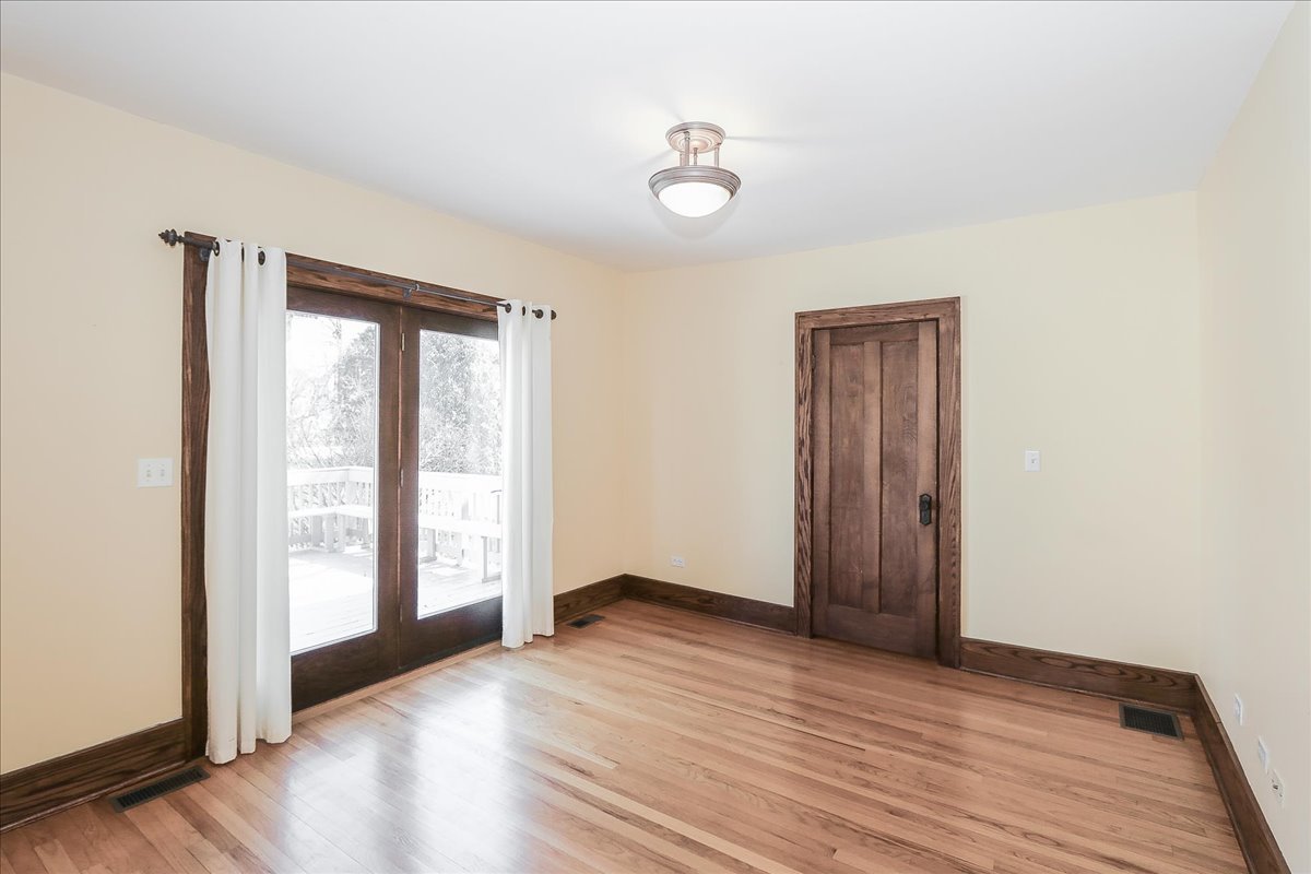 354 Hawthorne Boulevard