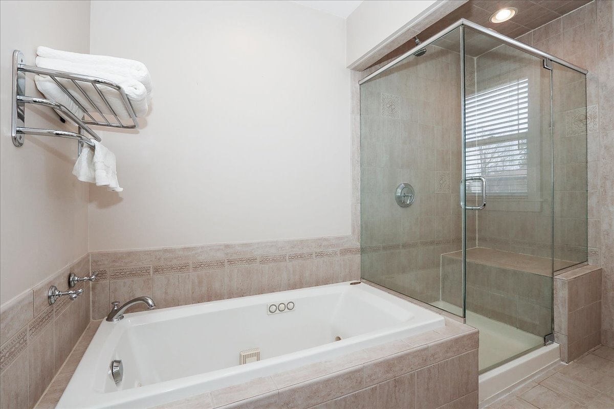 354 Hawthorne Boulevard