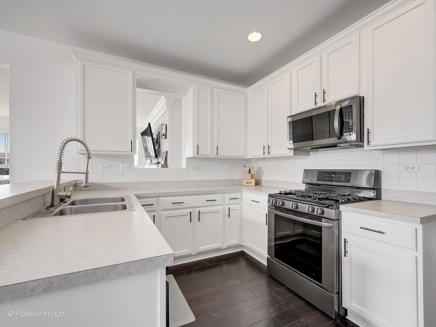 2598 Barnhart Street