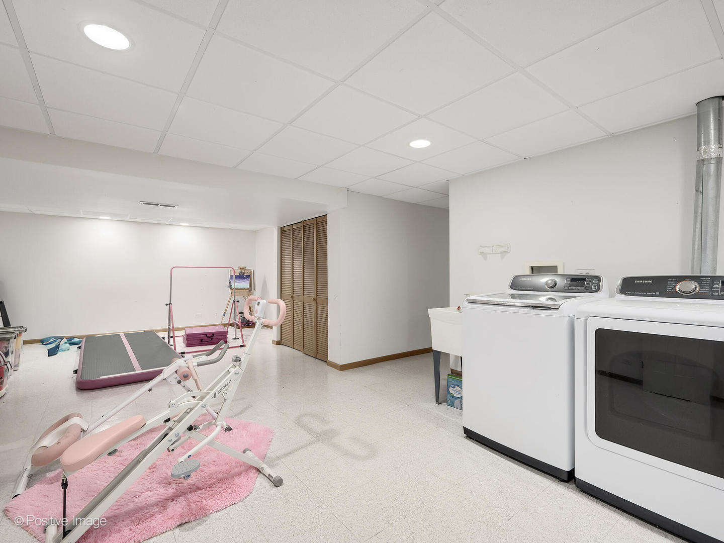 2598 Barnhart Street