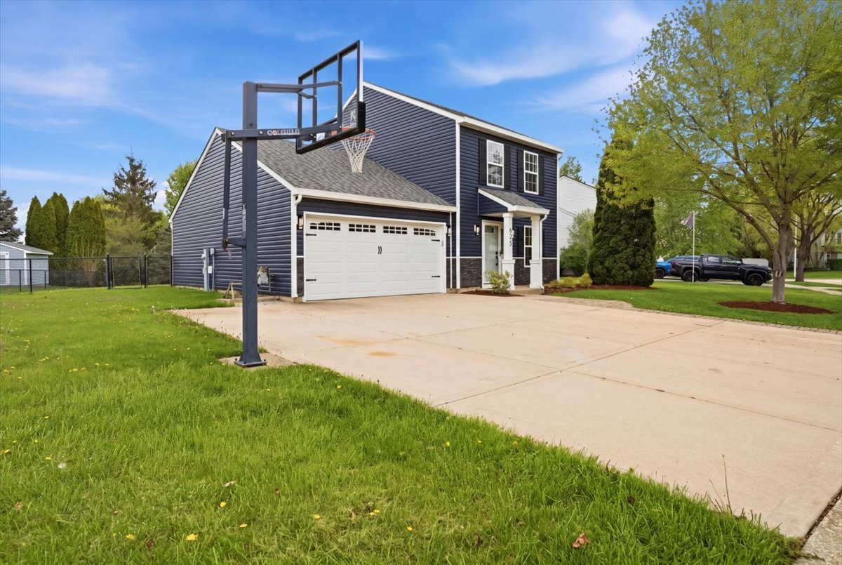 625 Fairview Lane