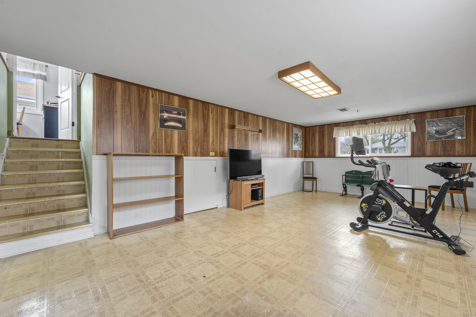 216 N Lombard Avenue