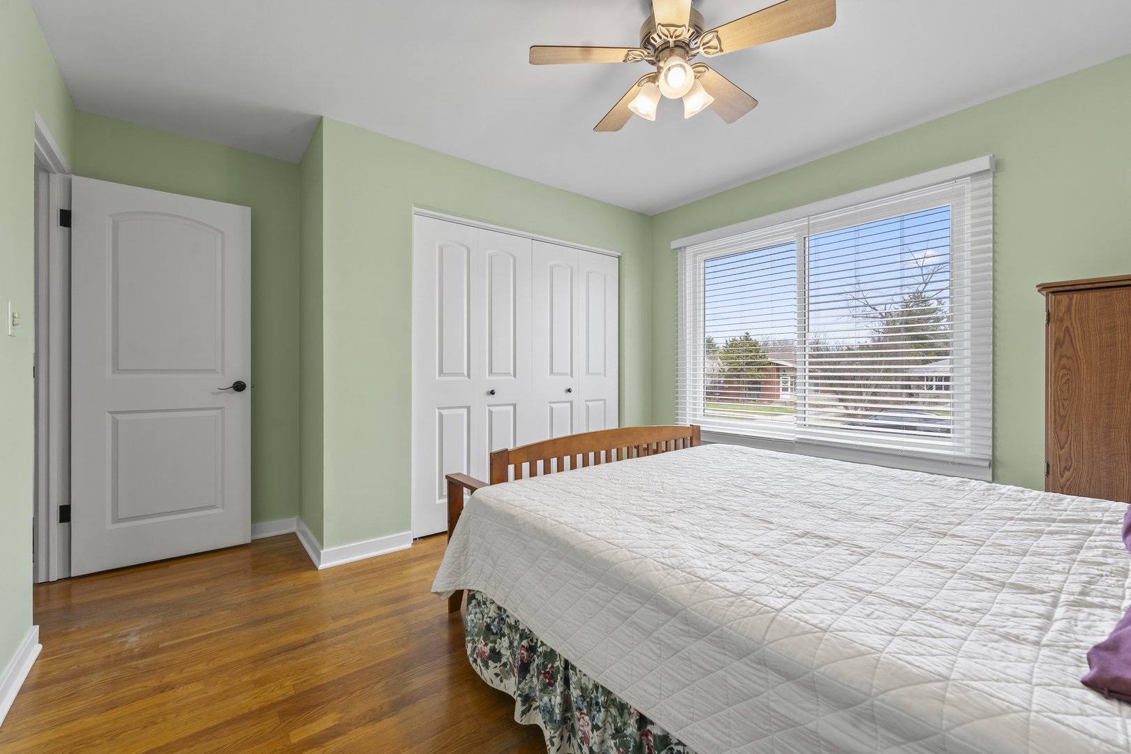 216 N Lombard Avenue