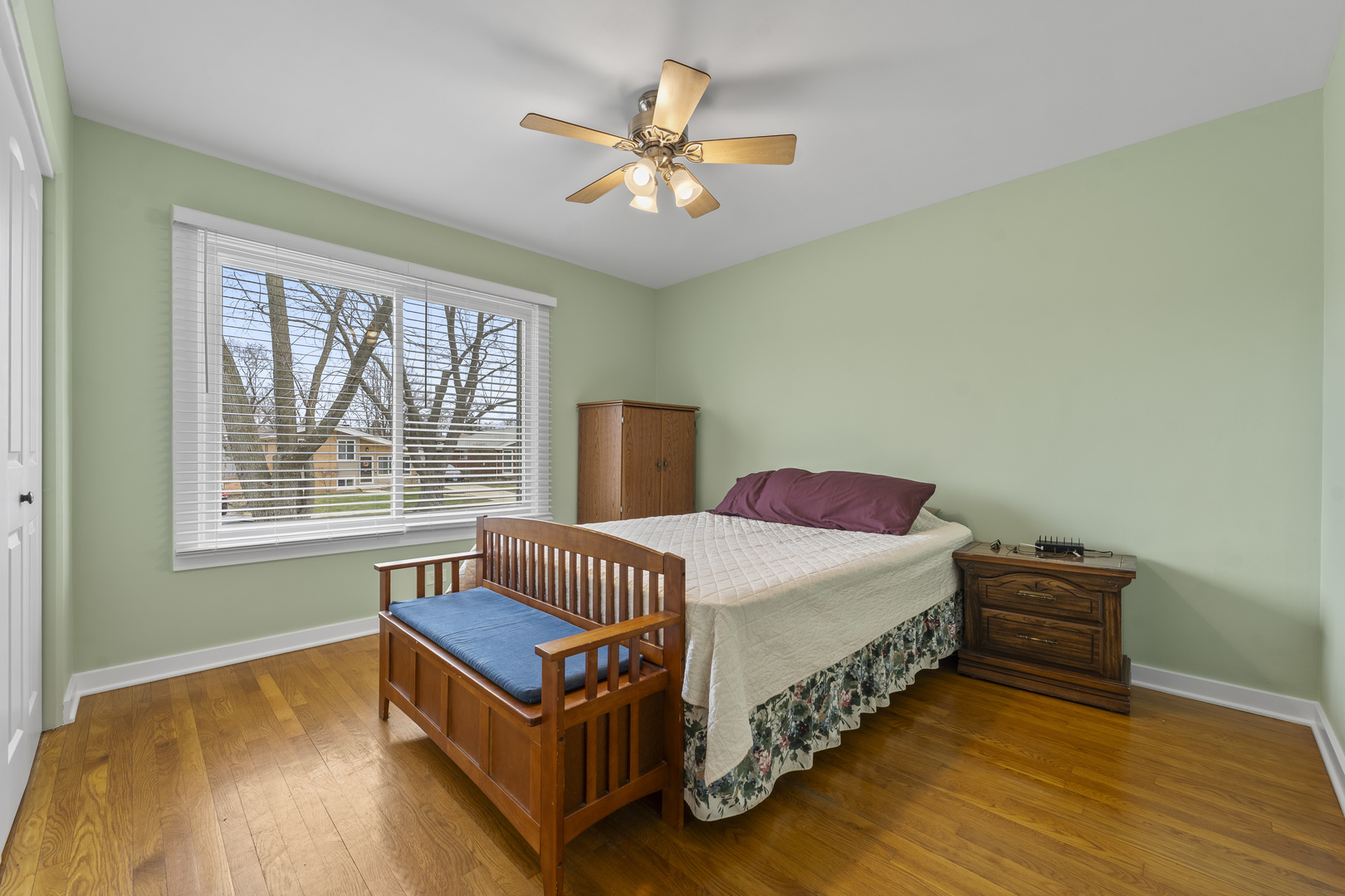 216 N Lombard Avenue