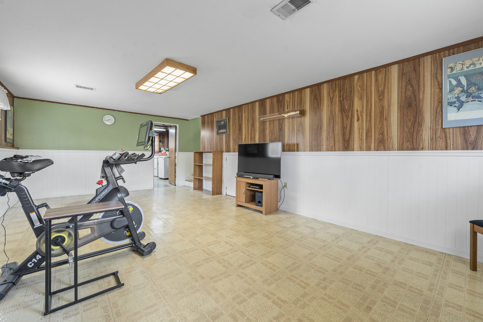 216 N Lombard Avenue