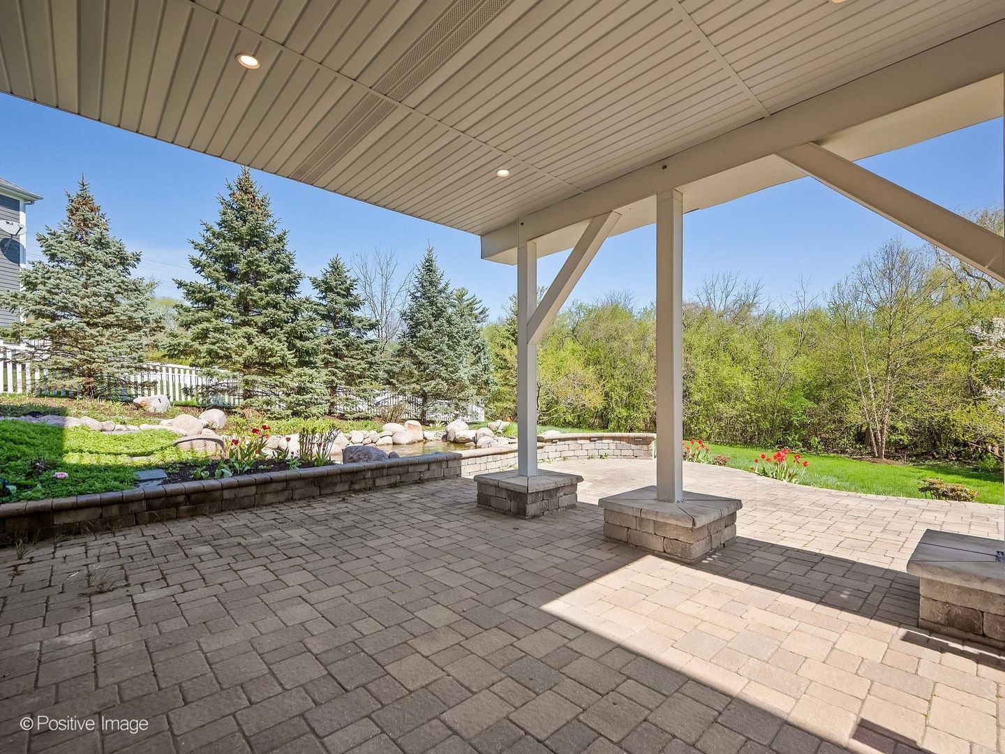 1N345 Blue Ridge Court