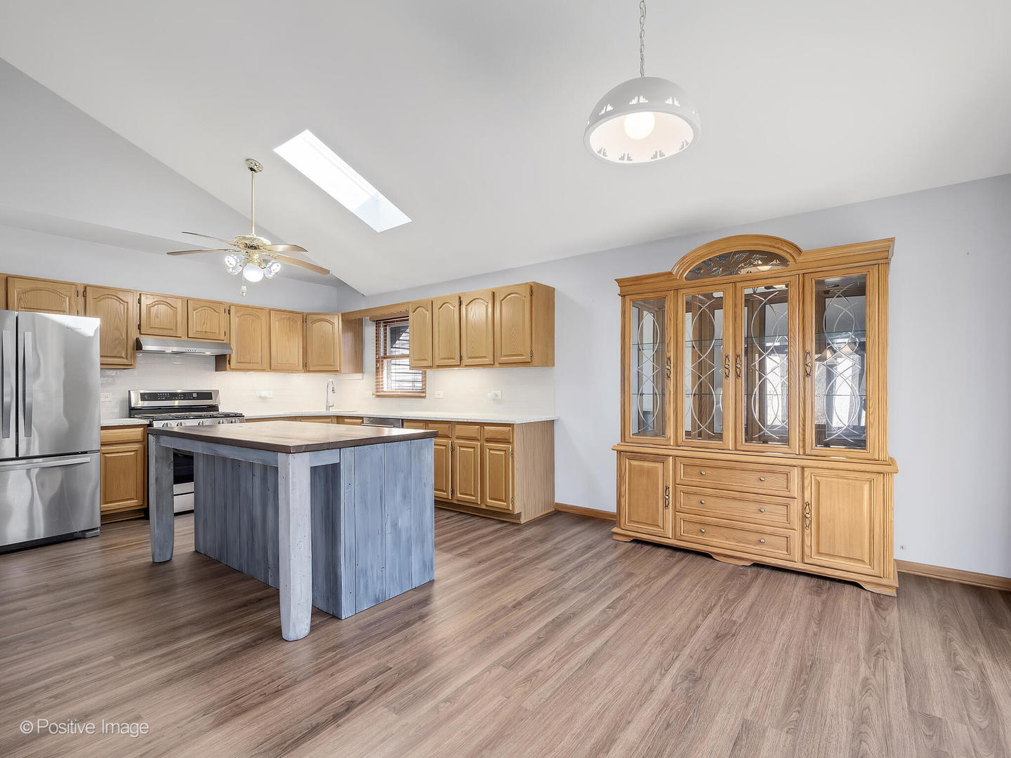 27W015 Manchester Road