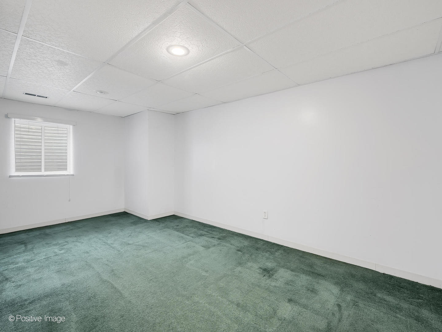 27W015 Manchester Road