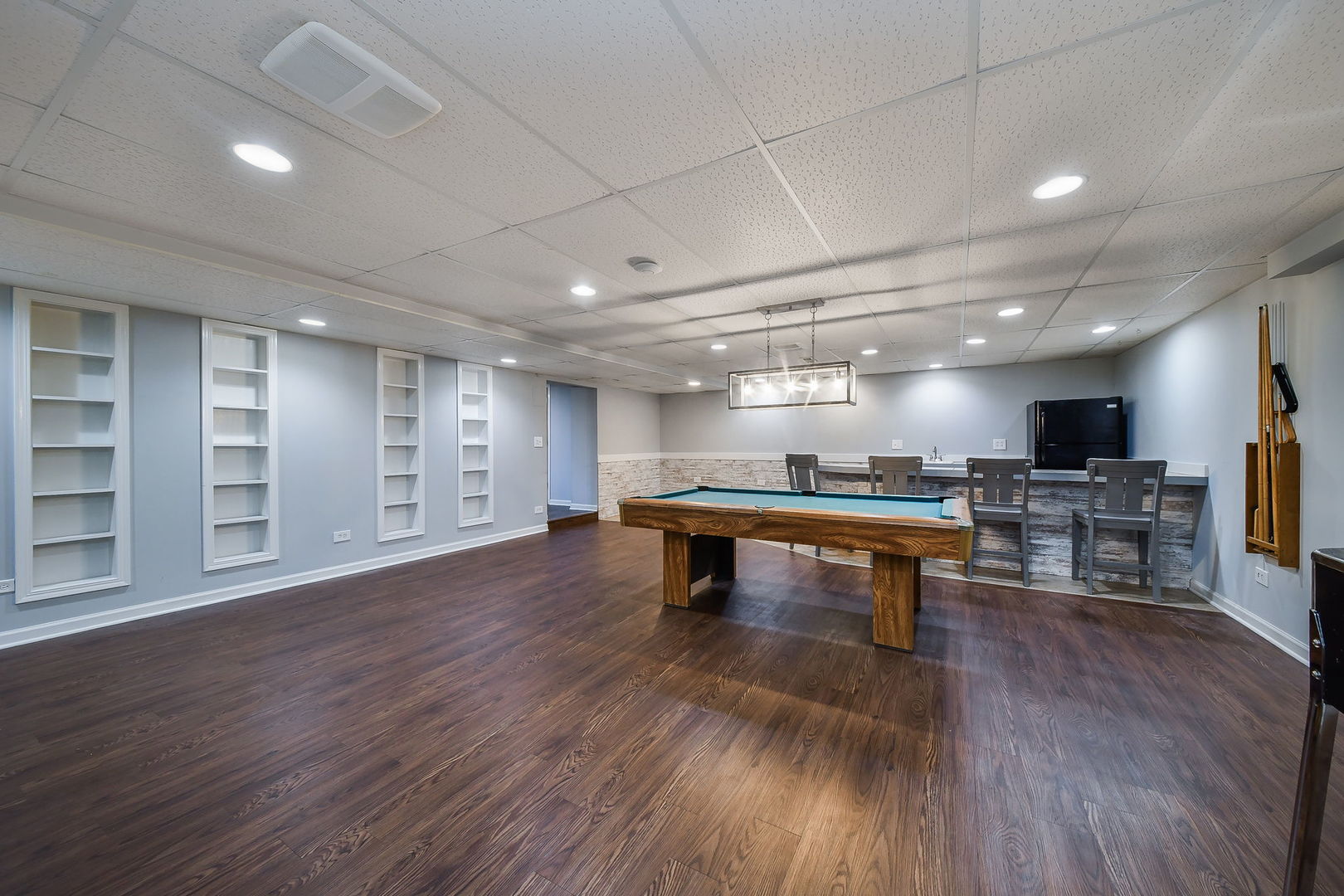28W521 Warrenville Road