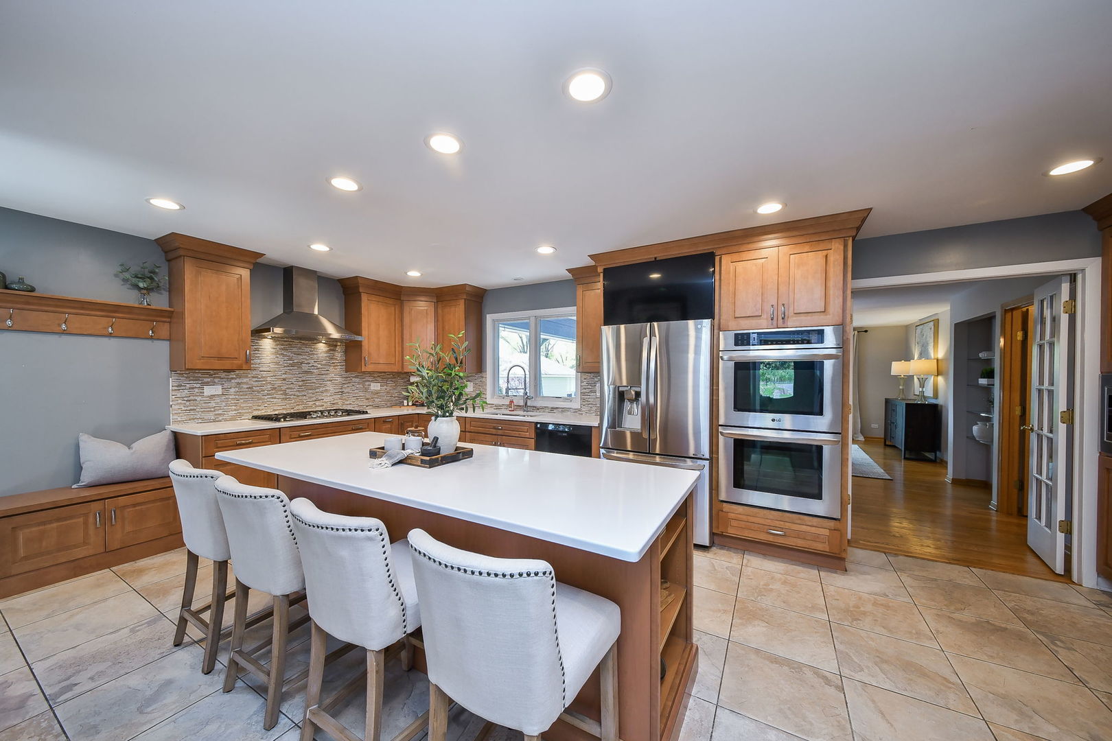 28W521 Warrenville Road
