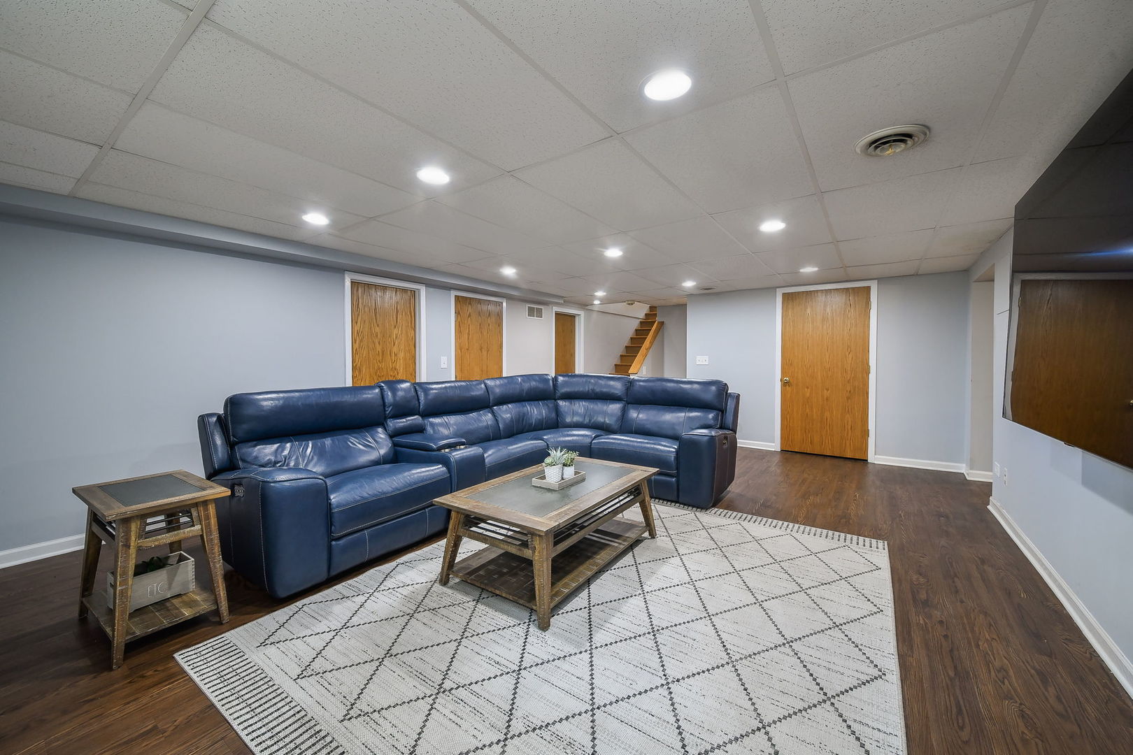 28W521 Warrenville Road
