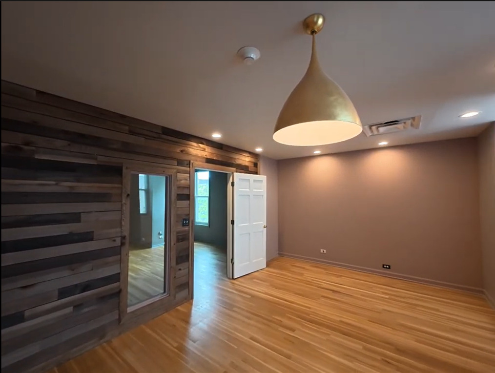 114 N Hale Street Unit: A