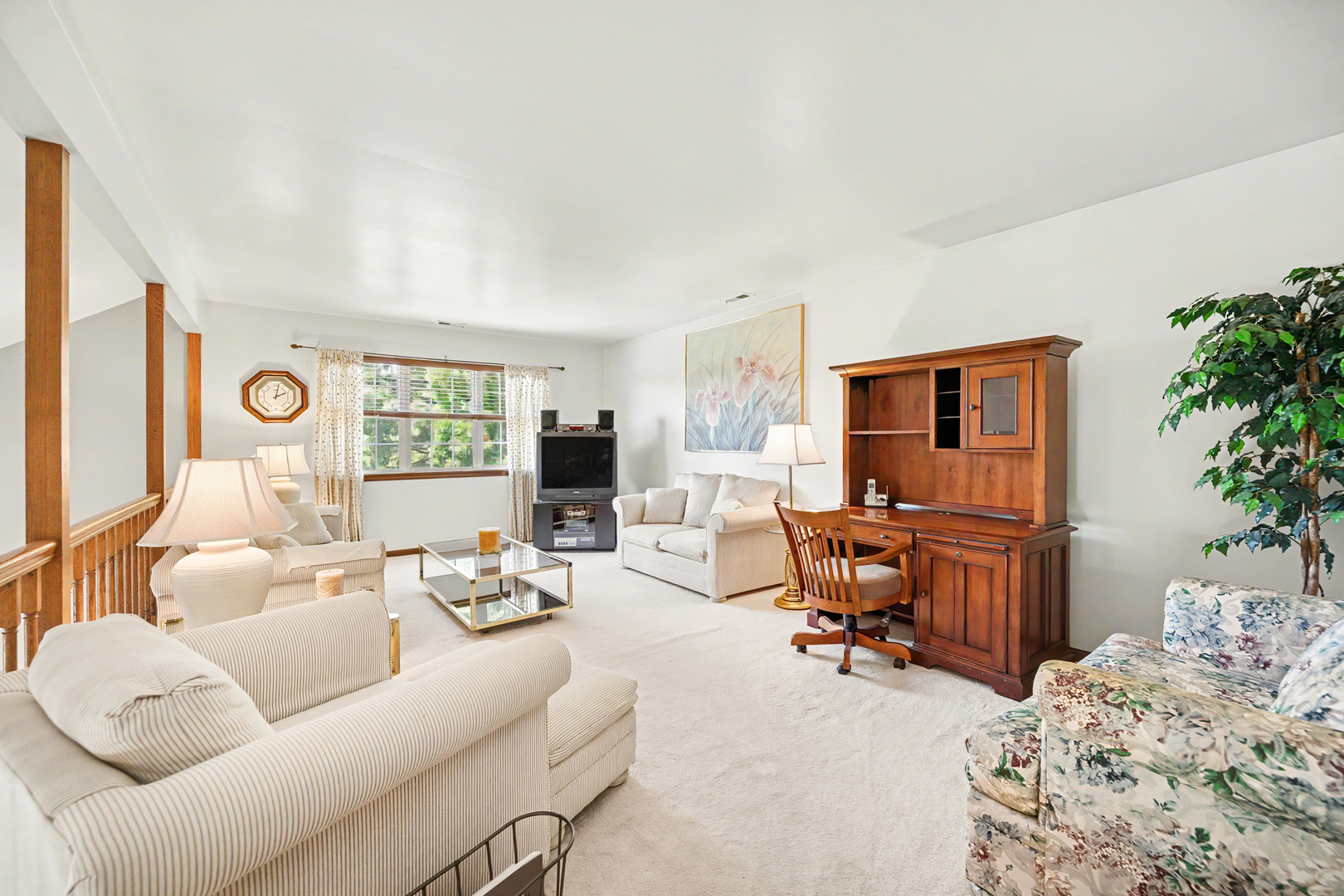 21068 W Hazelnut Lane