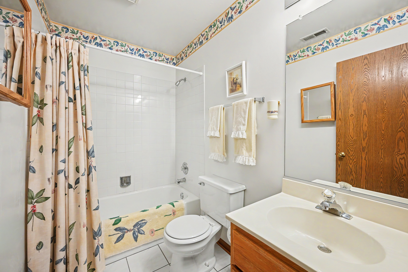 21068 W Hazelnut Lane