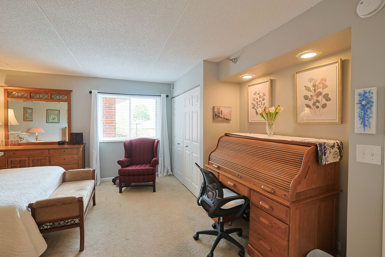1 Bloomingdale Place Unit: 200