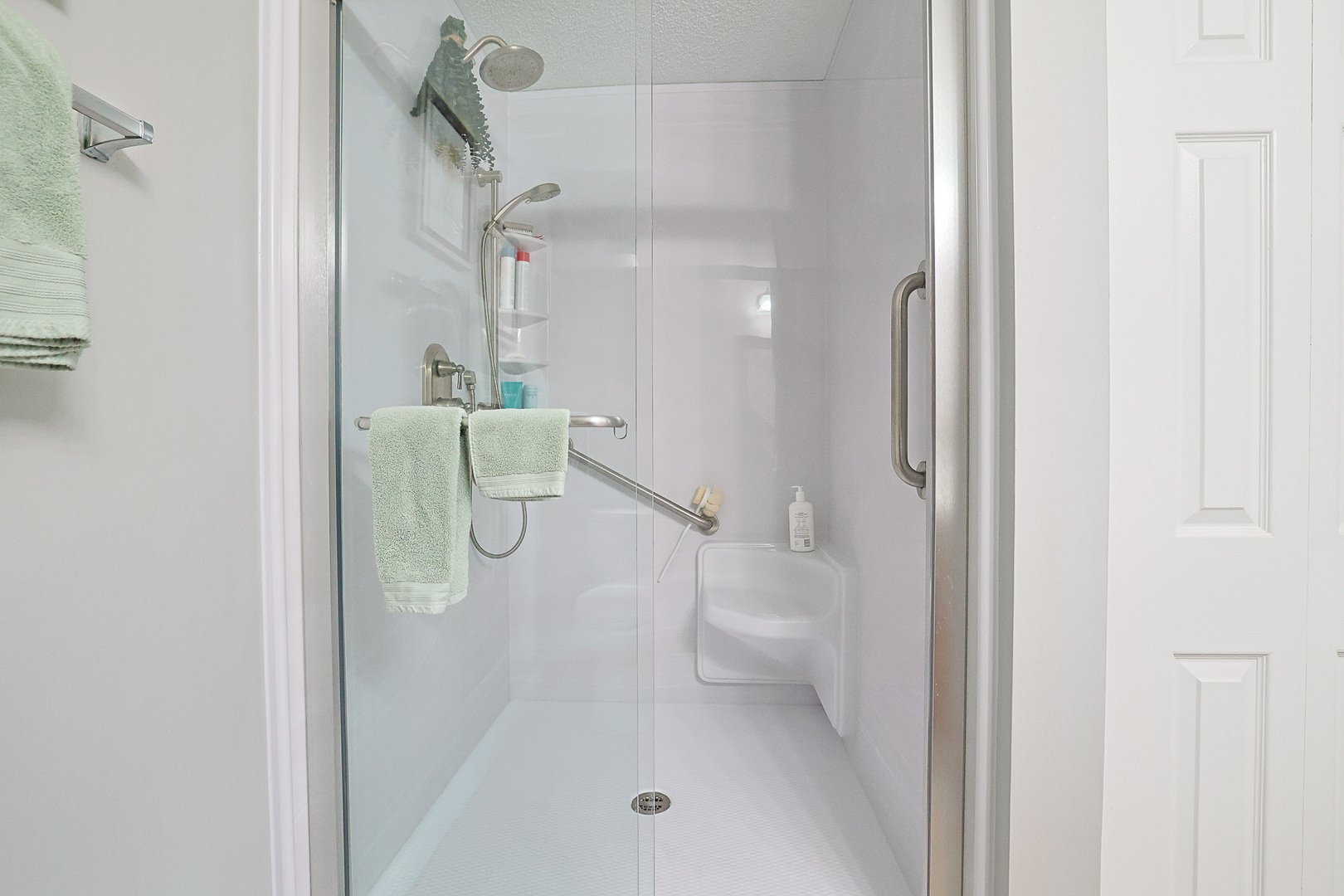 1 Bloomingdale Place Unit: 200