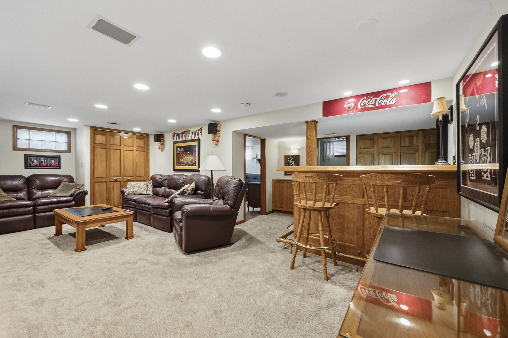 27W231 Bolles Avenue