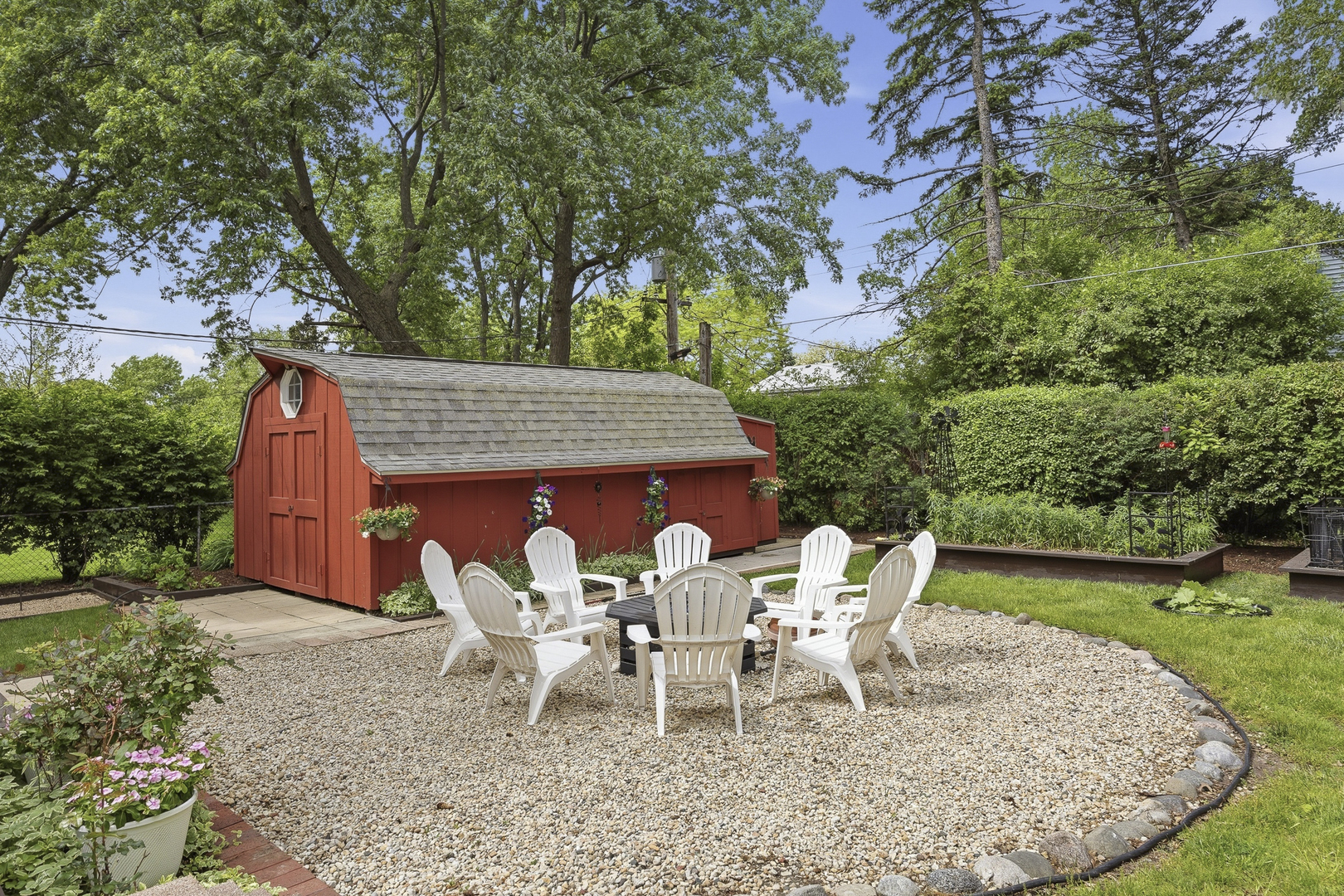 27W231 Bolles Avenue