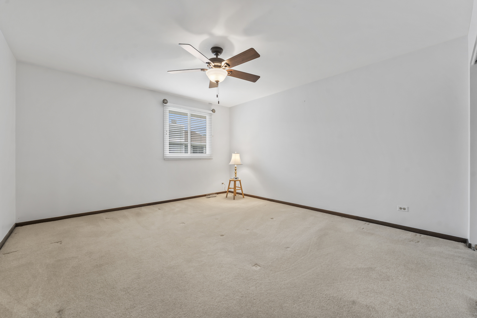 1253 Reading Court