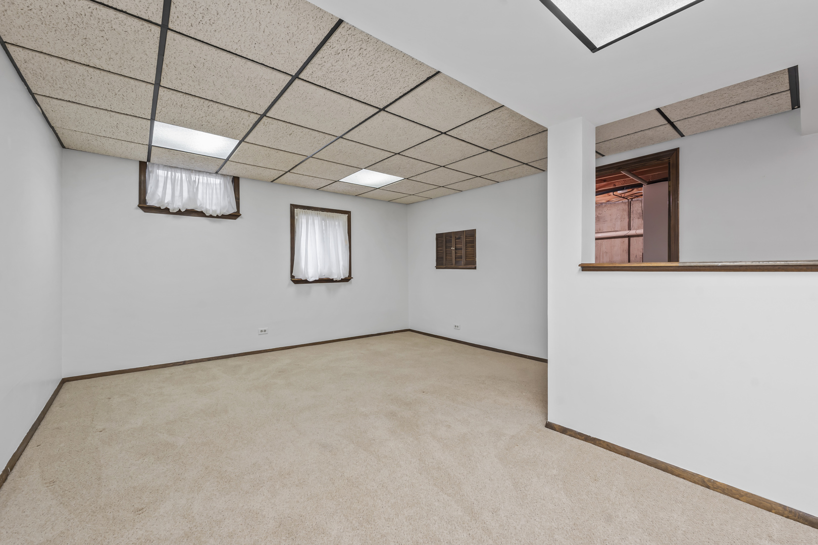 1253 Reading Court
