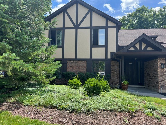 880 Johnstown Lane Unit: B
