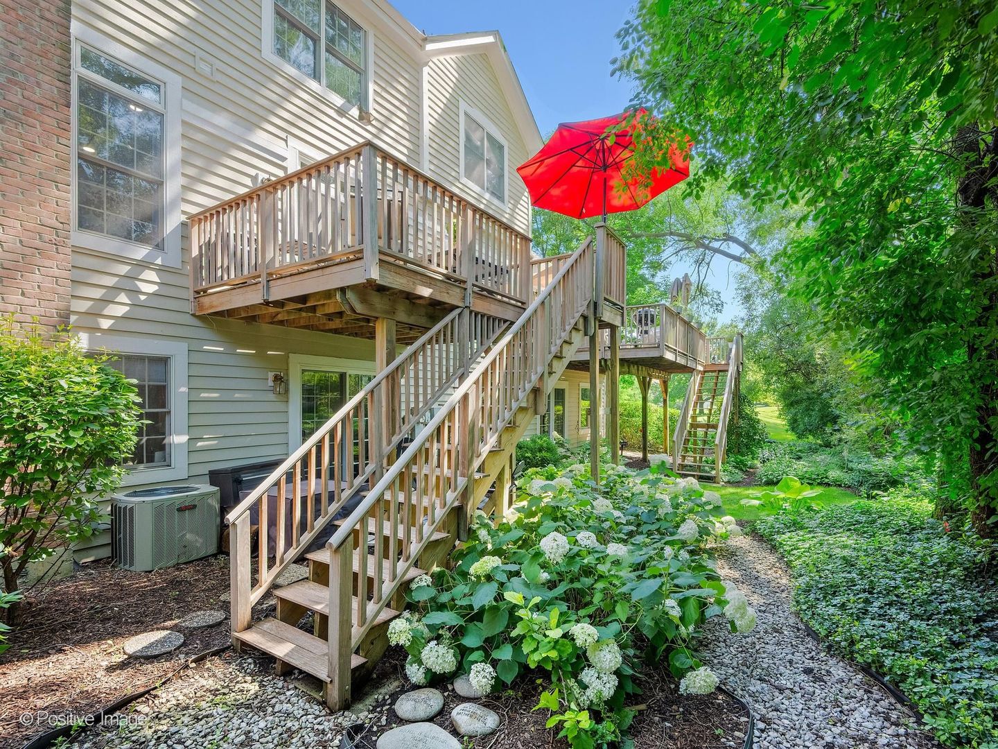 324 Turnberry Lane