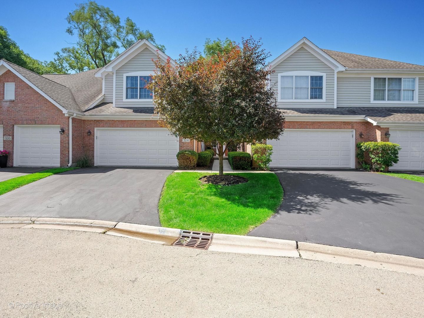 324 Turnberry Lane