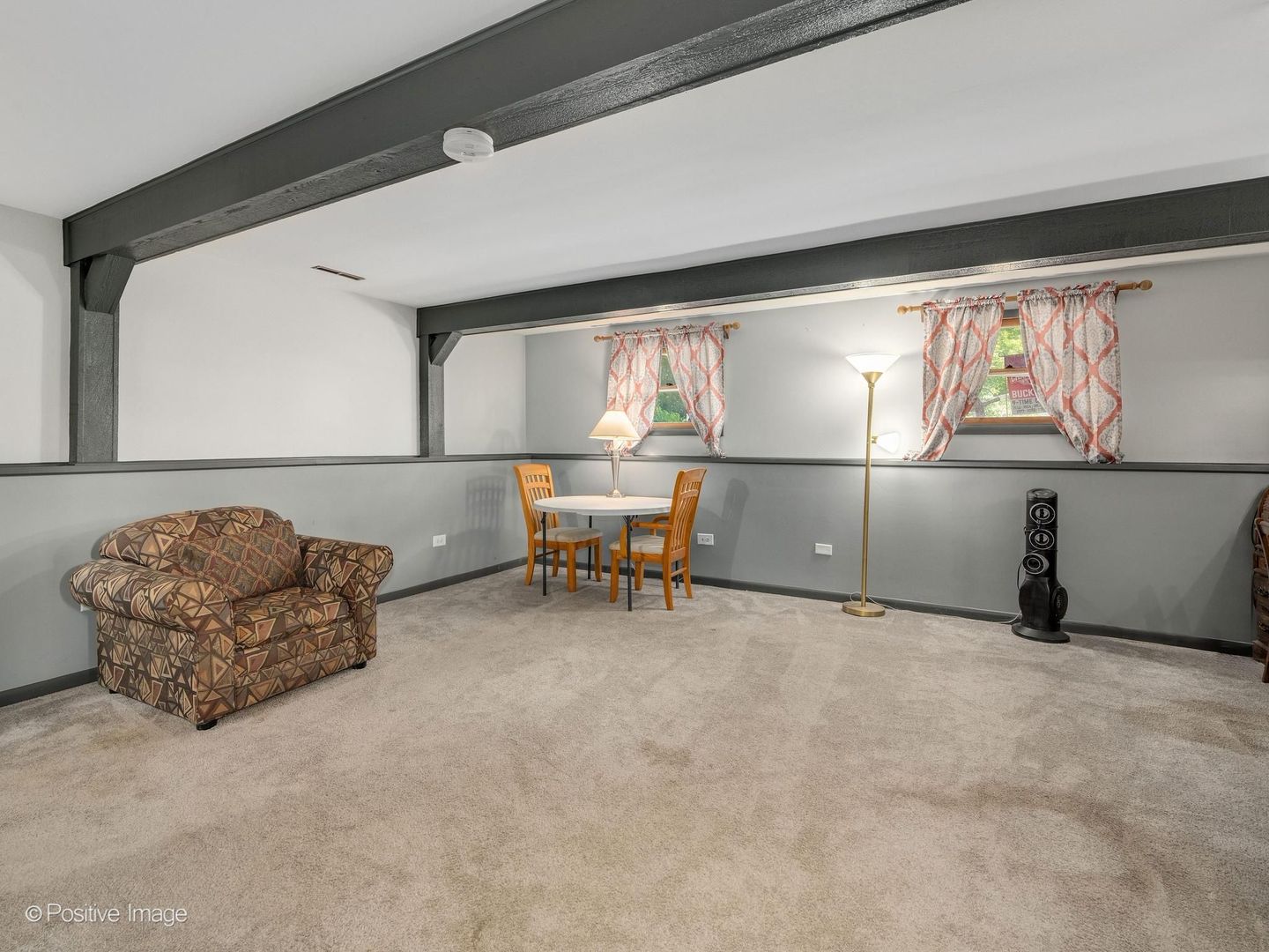 29W255 Lester Street