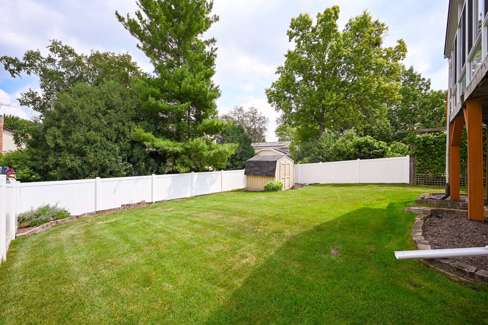 1293 Caribou Trail