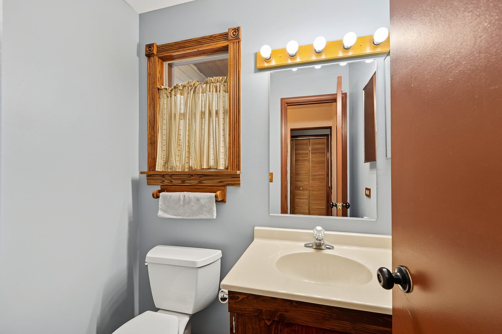 1293 Caribou Trail