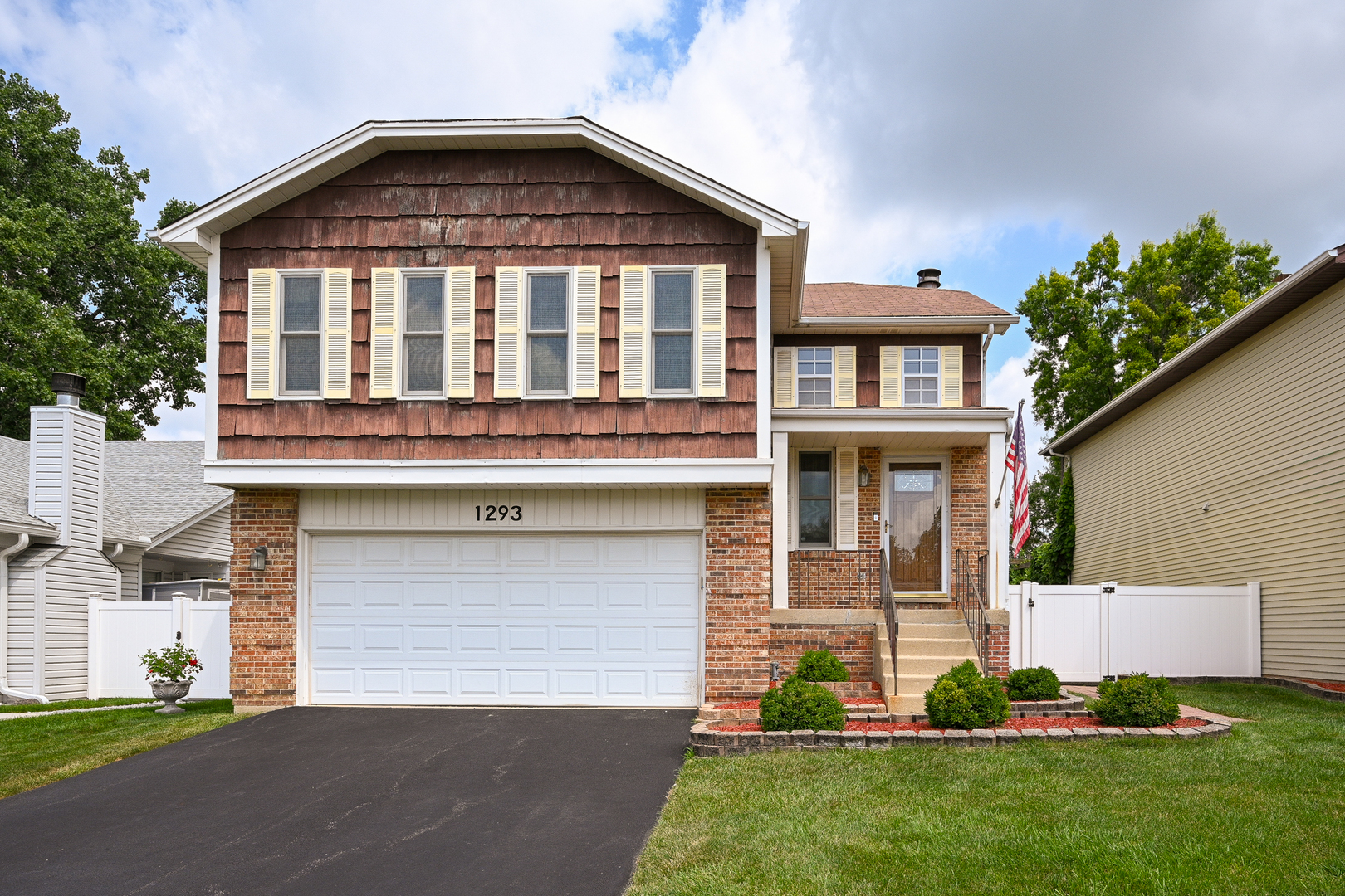 1293 Caribou Trail