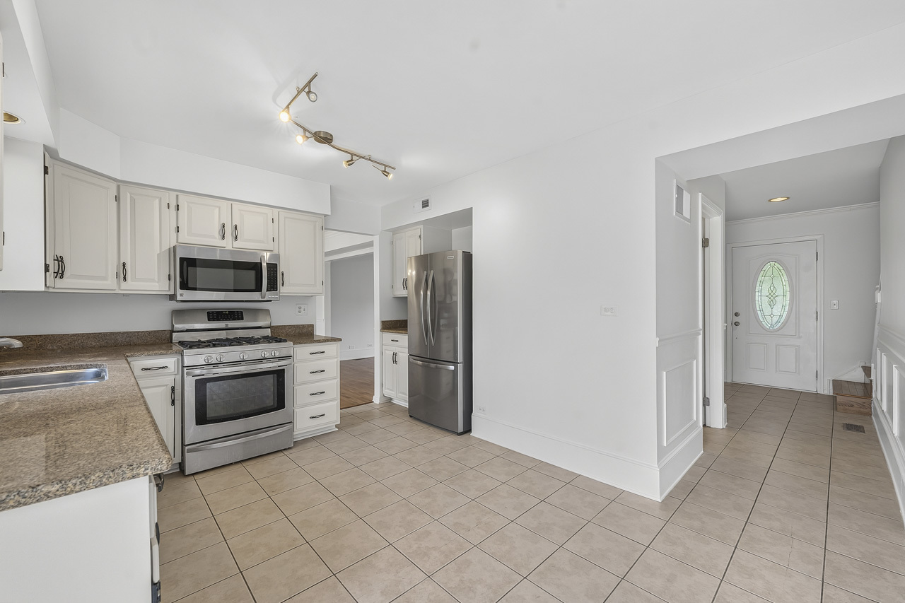 2158 Countryside Circle