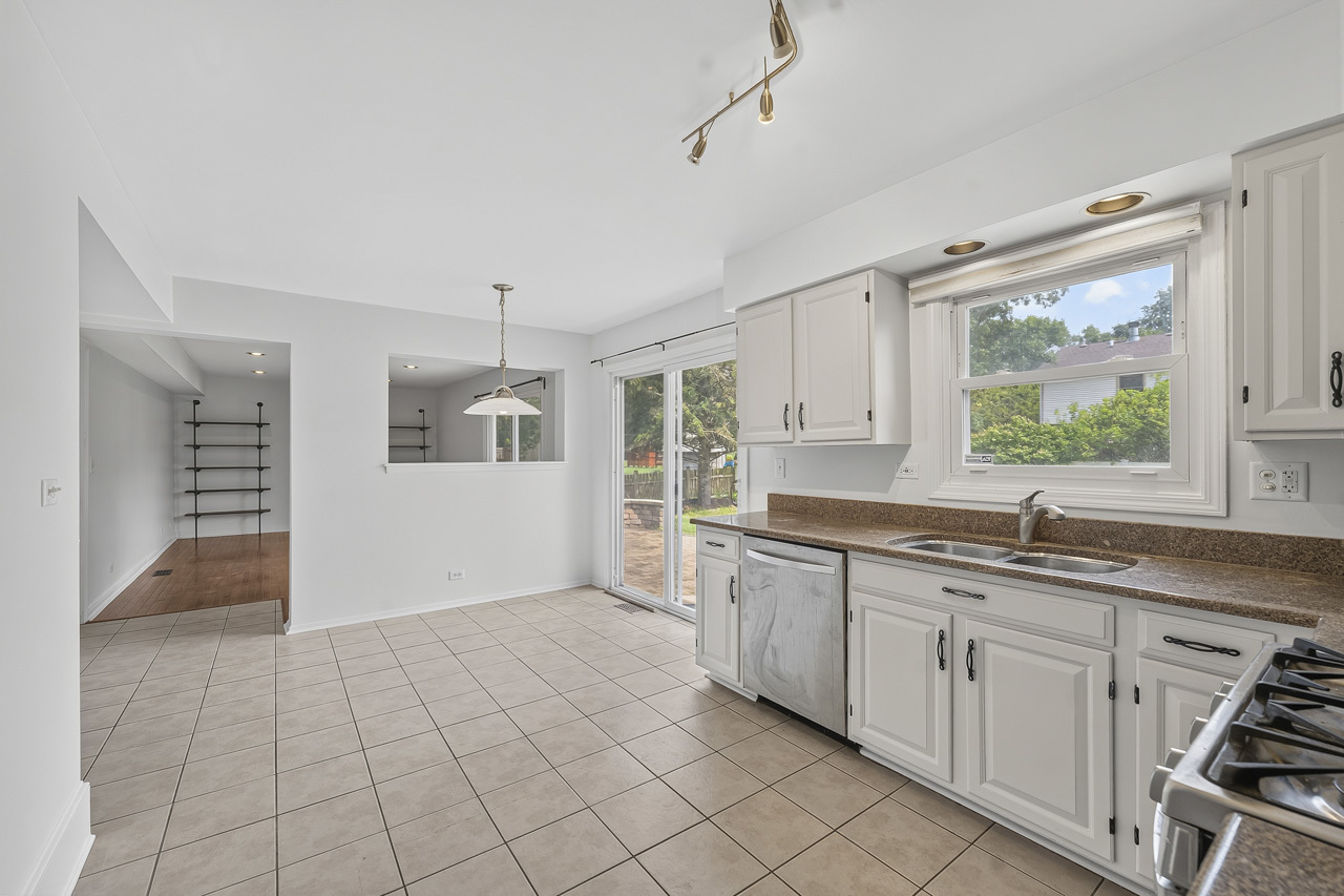 2158 Countryside Circle