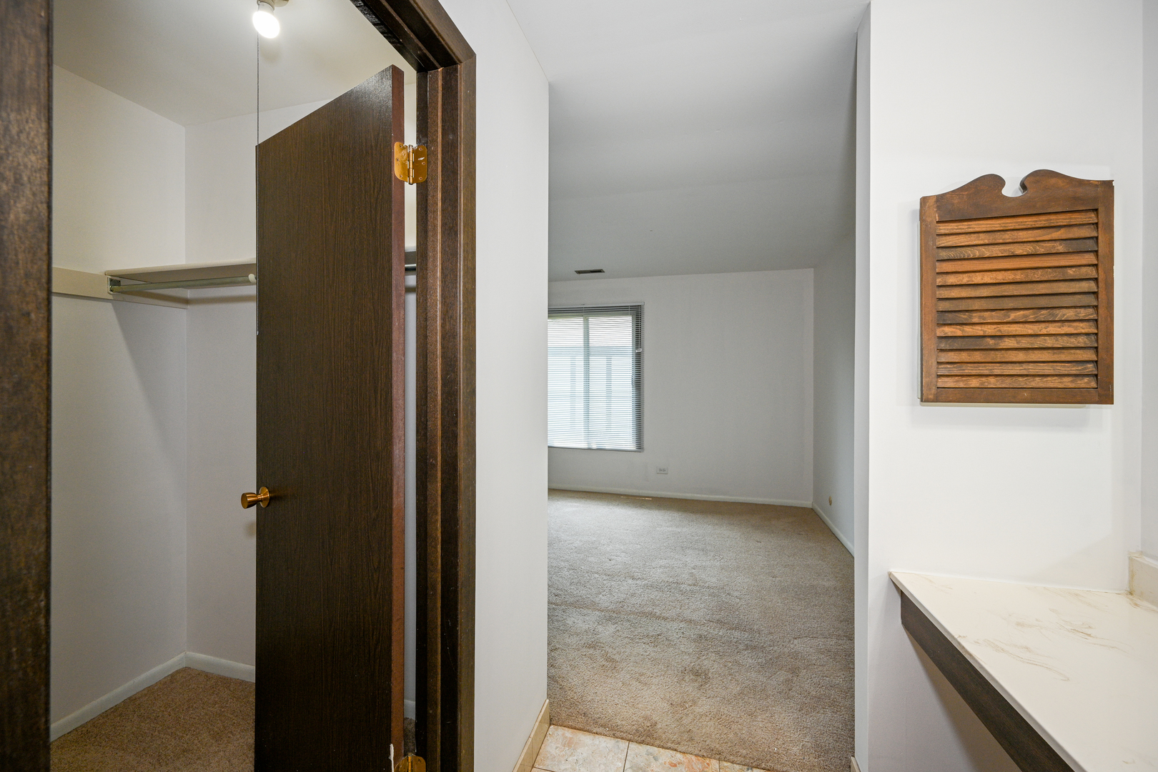 880 Johnstown Lane Unit: B