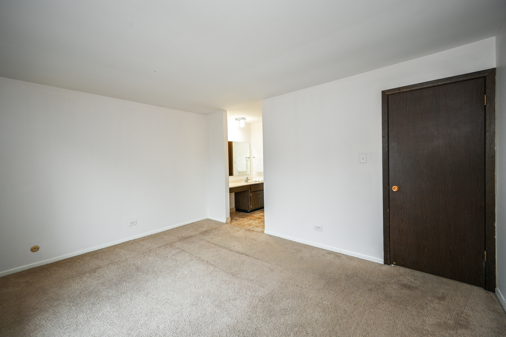 880 Johnstown Lane Unit: B